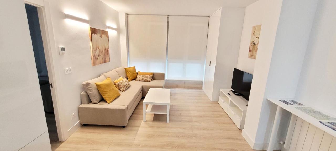 Cozy White Home In Getxo Exterior foto